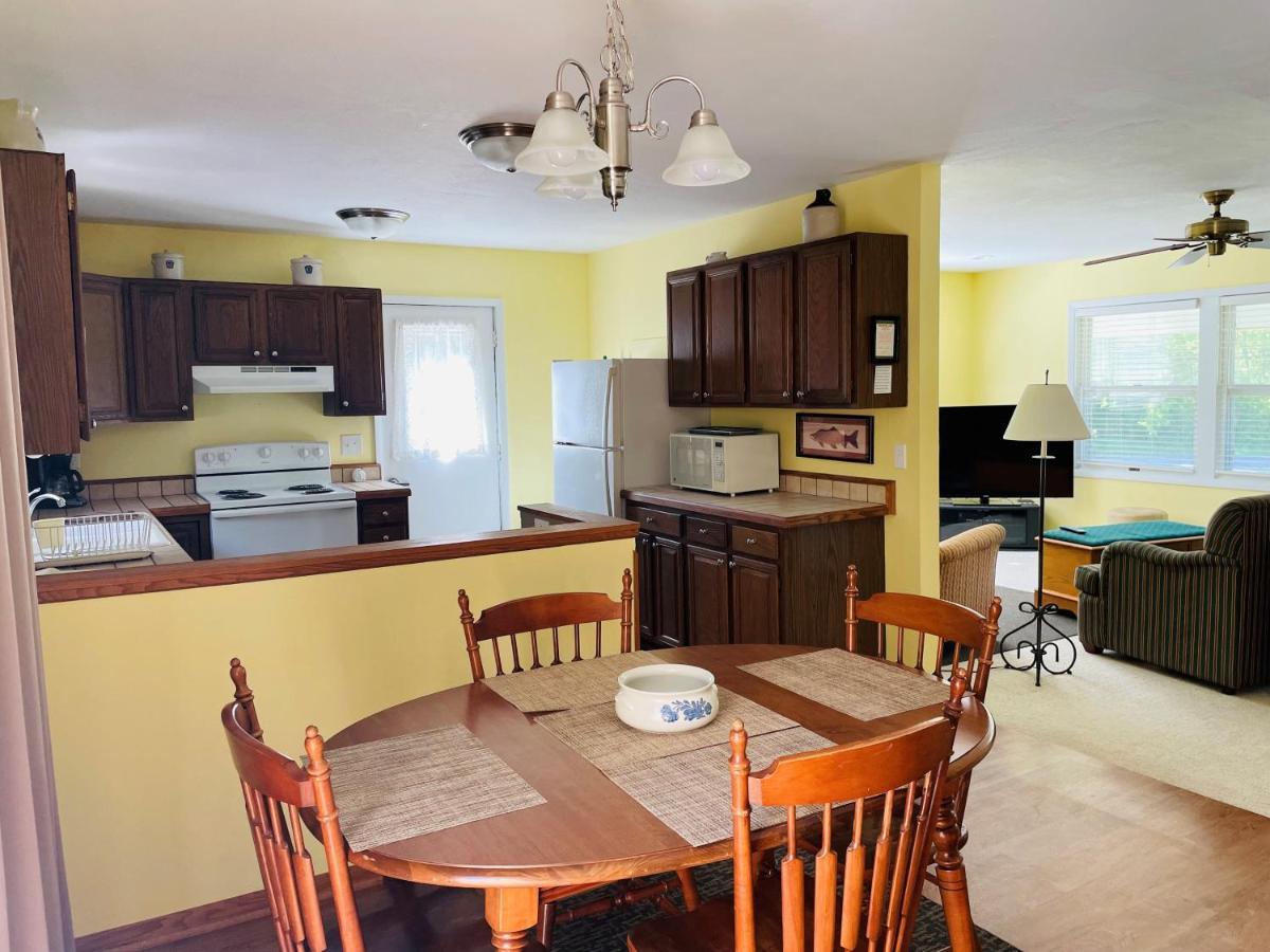 Ellison Bay Parkside Inn מראה חיצוני תמונה